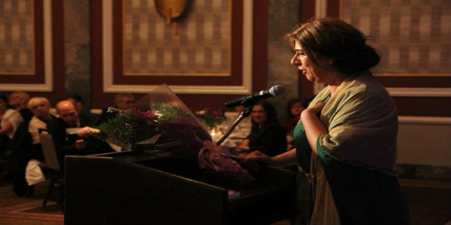 Βραβεύτηκε ως Γυναίκα της Χρονιάς 2020 η Τασούλα Χατζητοφή στη Νέα Υόρκη 